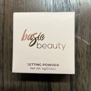 Basic beauty setting powder translucent